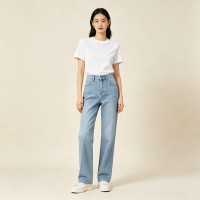 Straight High-Waist Jeans